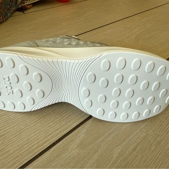 Dior Gray and White Sneakers brand new with box fits women’s size 10 - Picture 3 of 4
